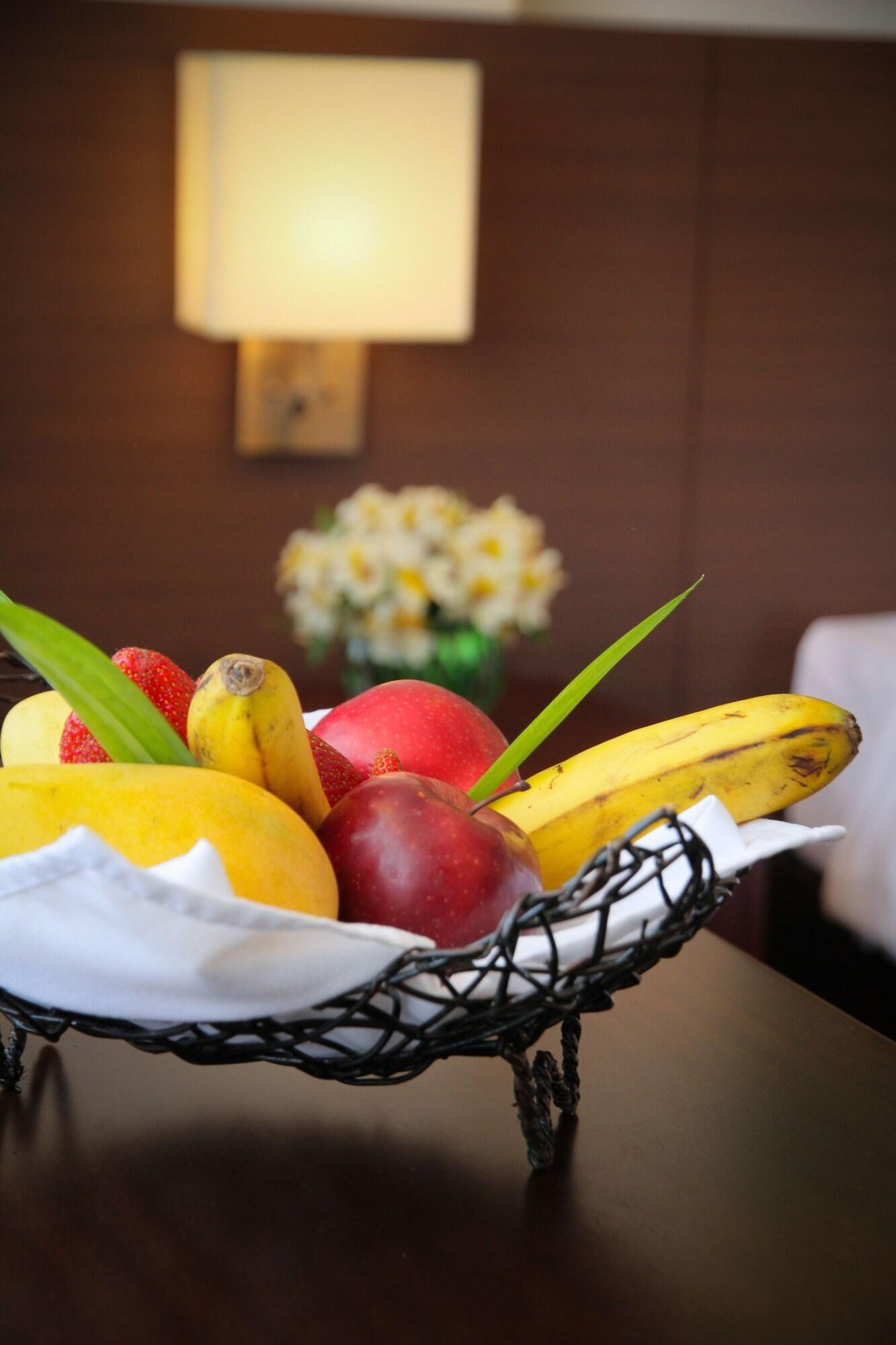 The Harvest Hotel Managed By Hii Cabanatuan City Bagian luar foto