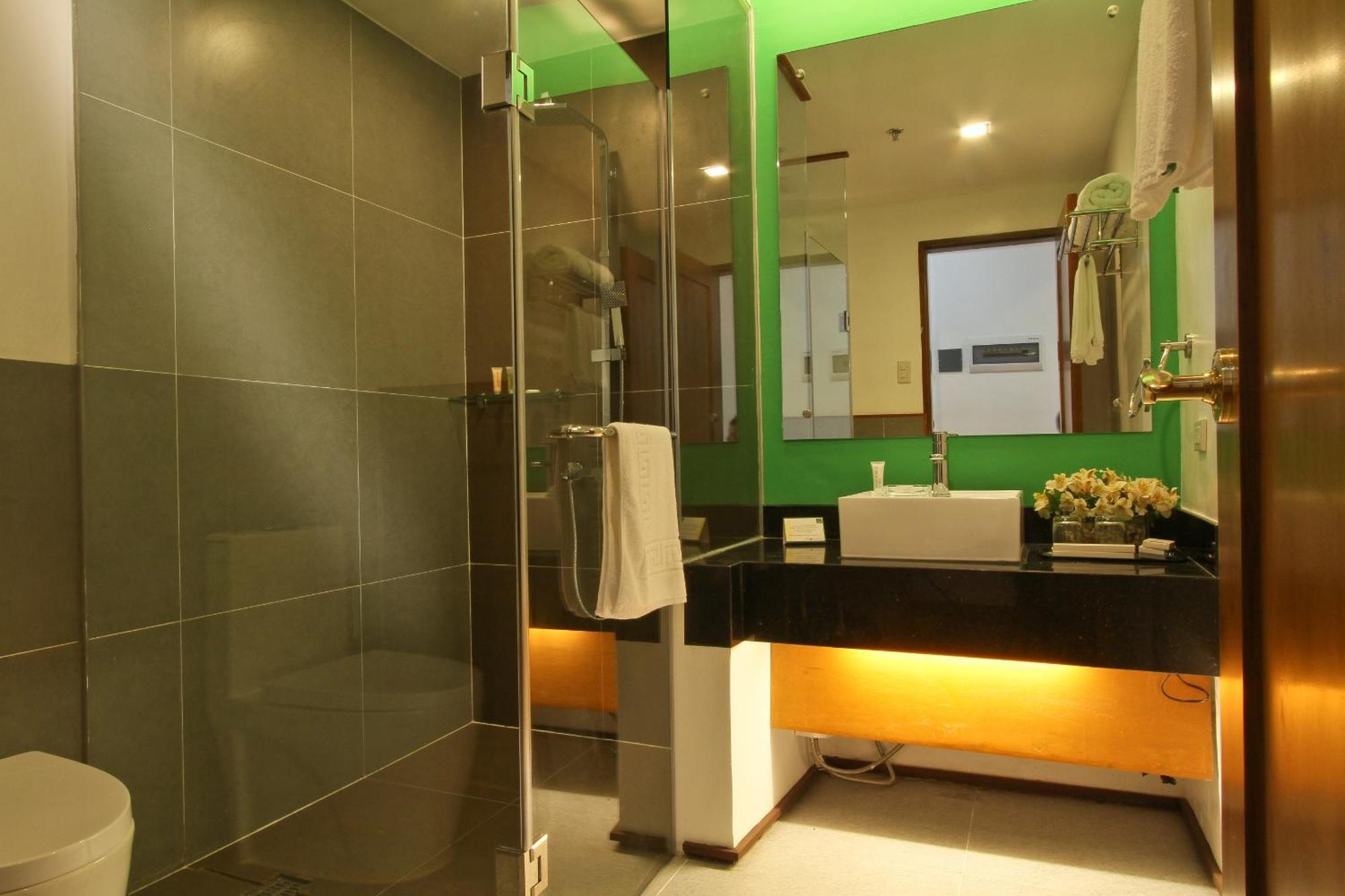 The Harvest Hotel Managed By Hii Cabanatuan City Bagian luar foto