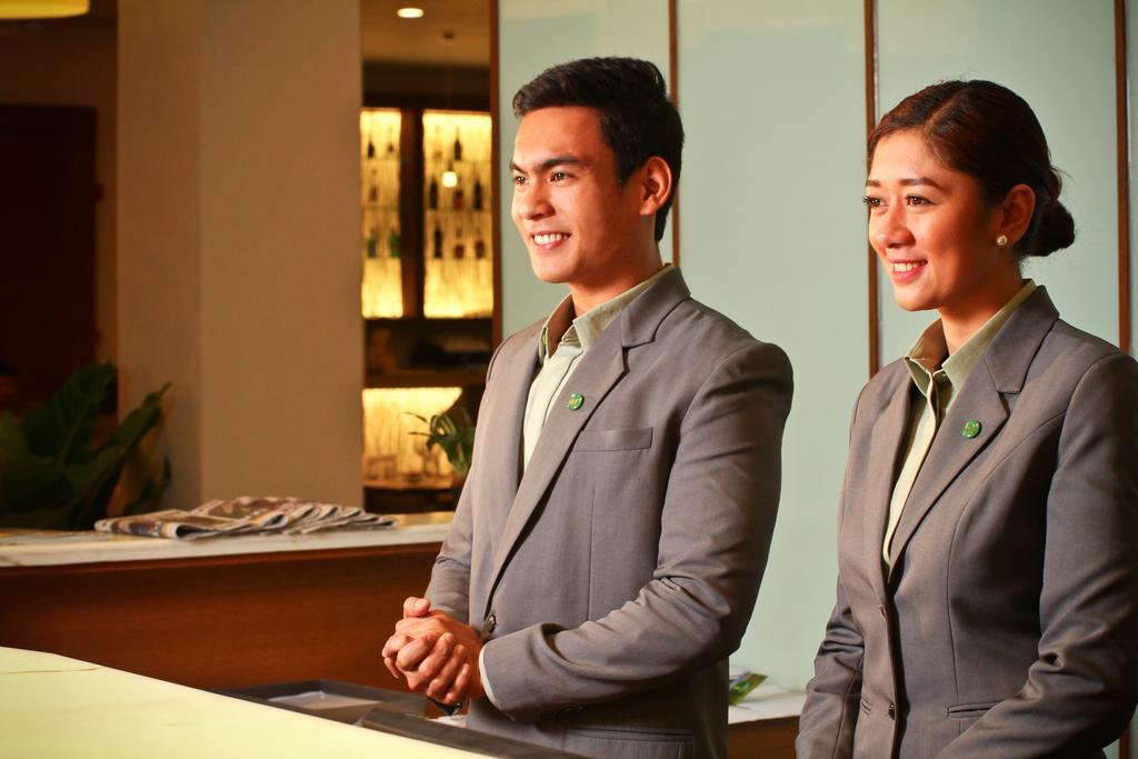 The Harvest Hotel Managed By Hii Cabanatuan City Bagian luar foto