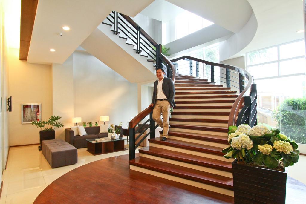 The Harvest Hotel Managed By Hii Cabanatuan City Bagian luar foto